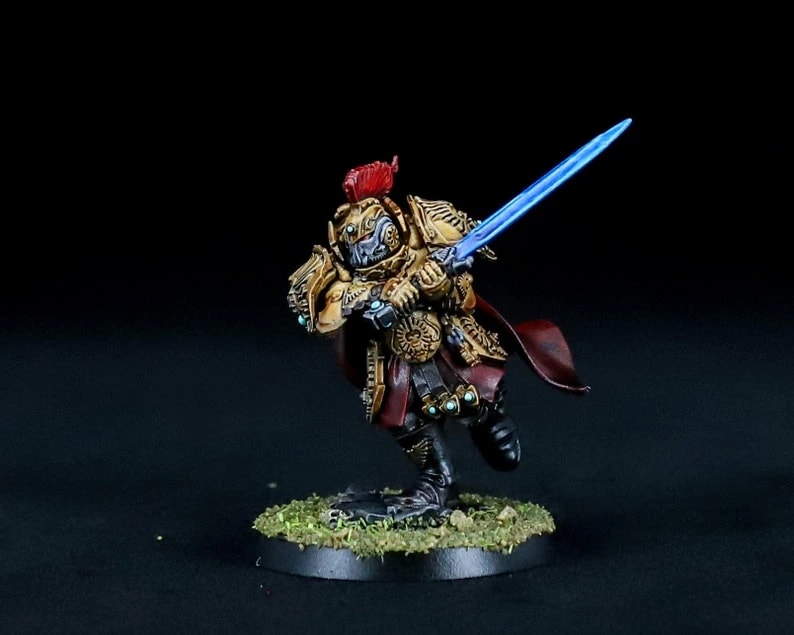 Siege Studios Creates Custom Adeptus Custodes Character for Warhammer 40K Client