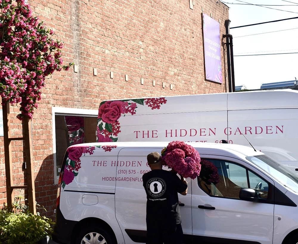 The Agency MENA Lands Friends for Flowers — 4