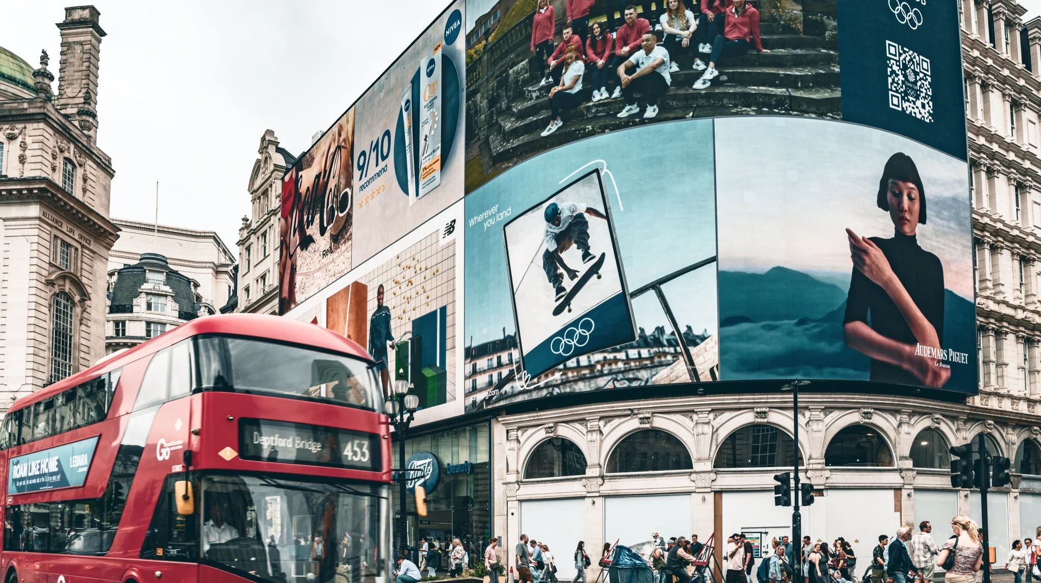 Independent Agencies Are Winning Programmatic DOOH With Three-Person Teams — 2