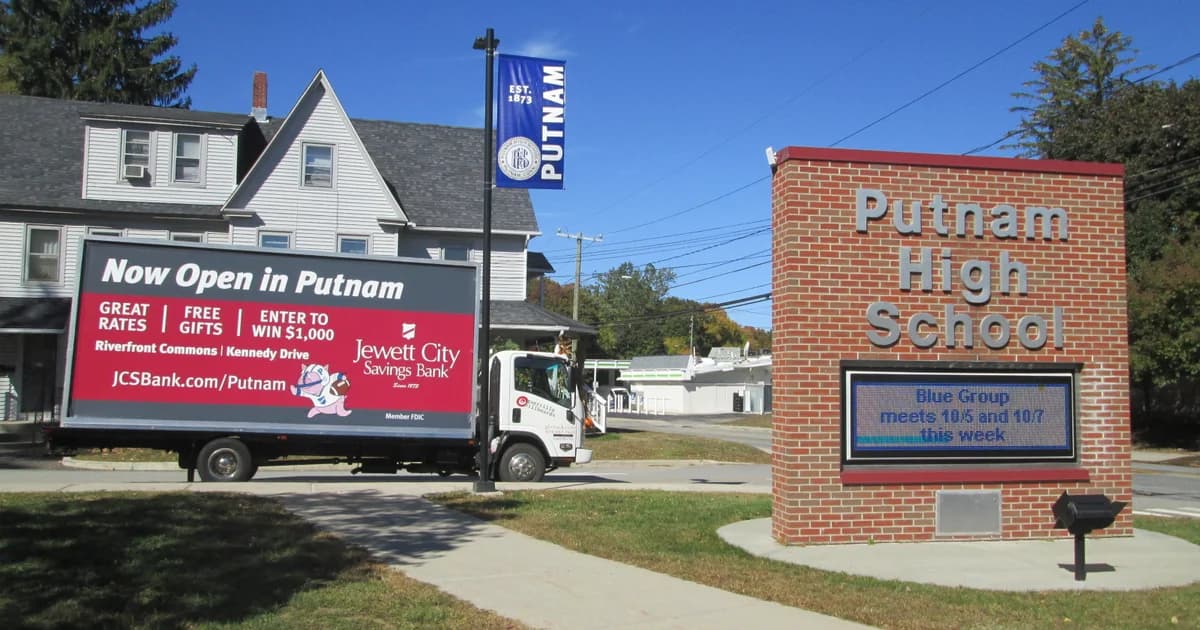 Sundin Marketing's Jewett City Savings Bank Tote Wins Silver Davey