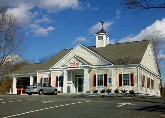 Jewett City Savings Bank's Illustrated Tote Wins Silver Davey Award — 2