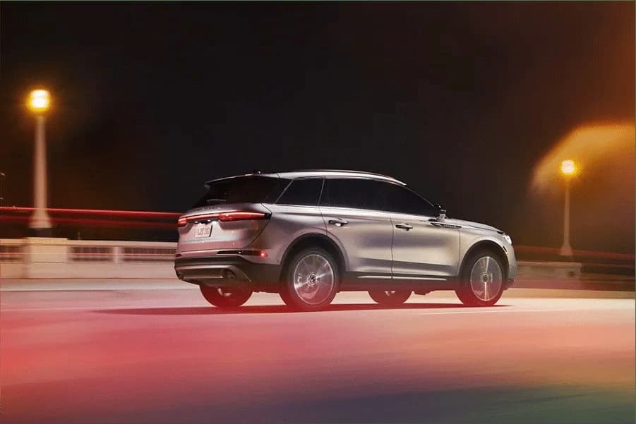 Lincoln's Quiet Defection From Big Agency Land Signals a Bigger Break — 4