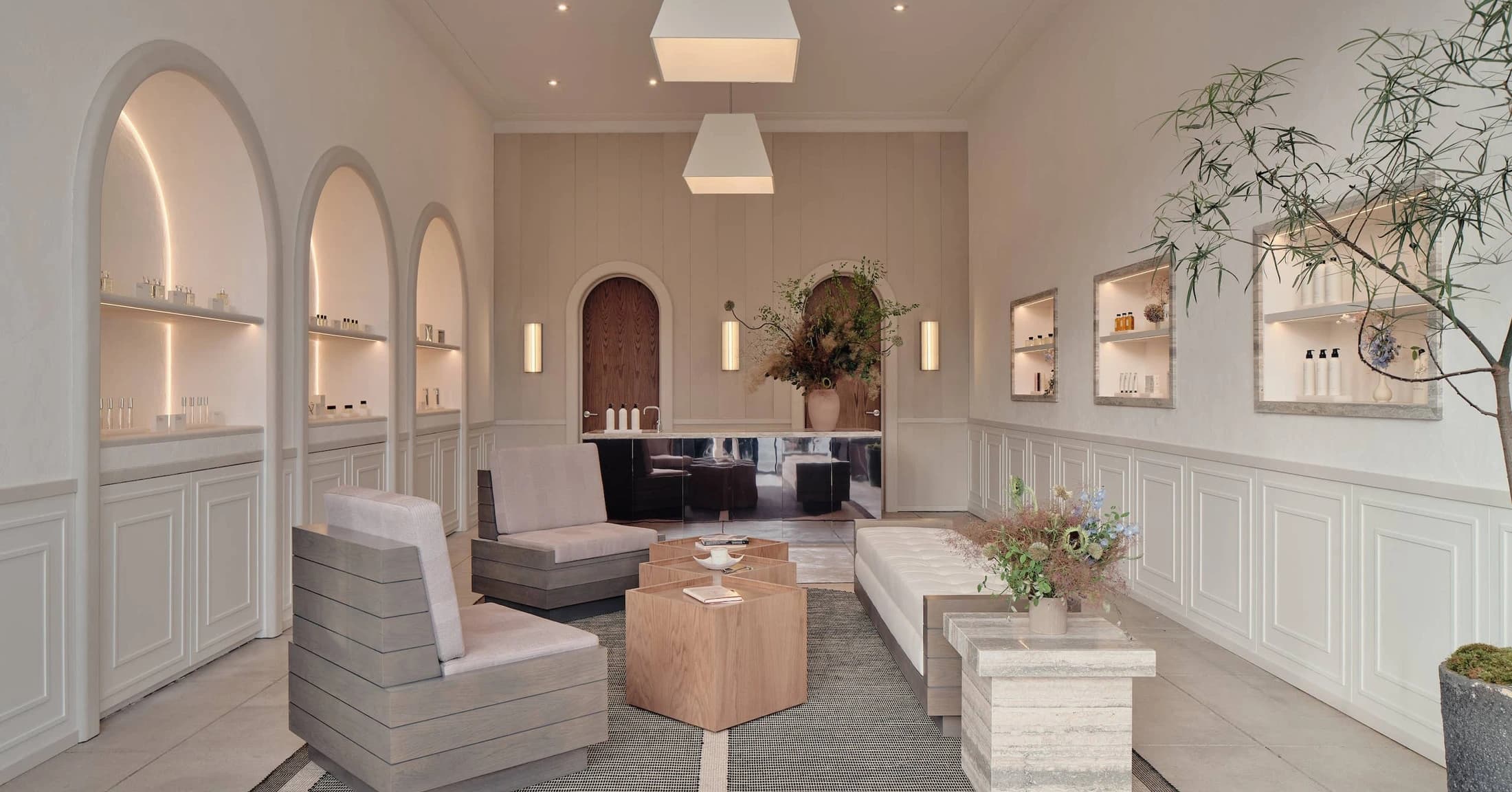 1r Agency Partners with Maison Louis Marie for Silver Lake Flagship Launch — 3
