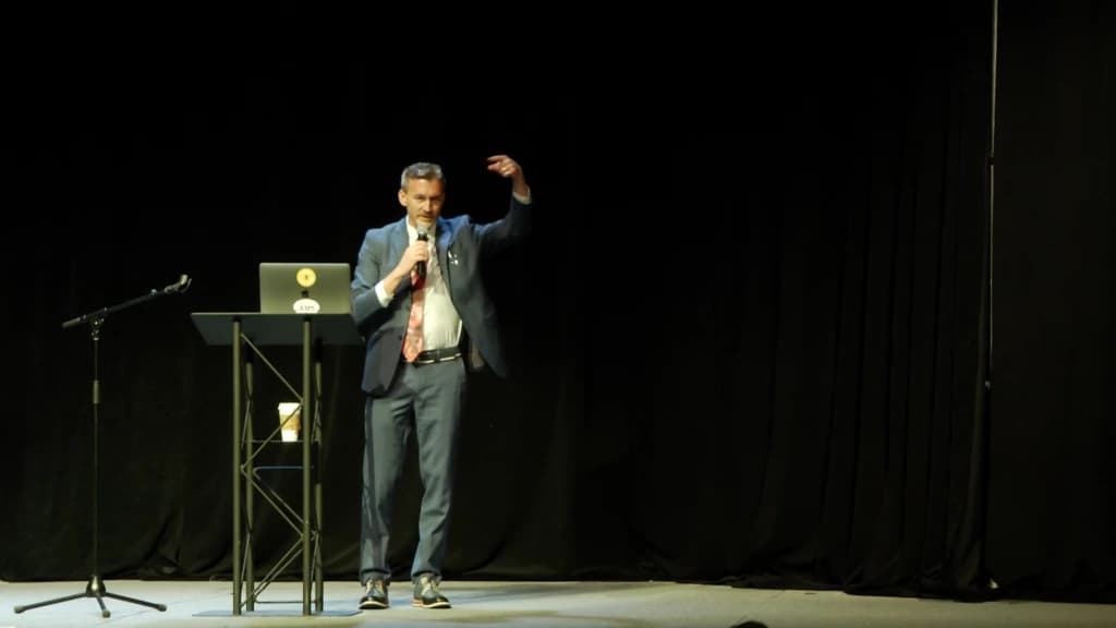 Flynn Wright Hosts Marketing Summit for Medica — 3