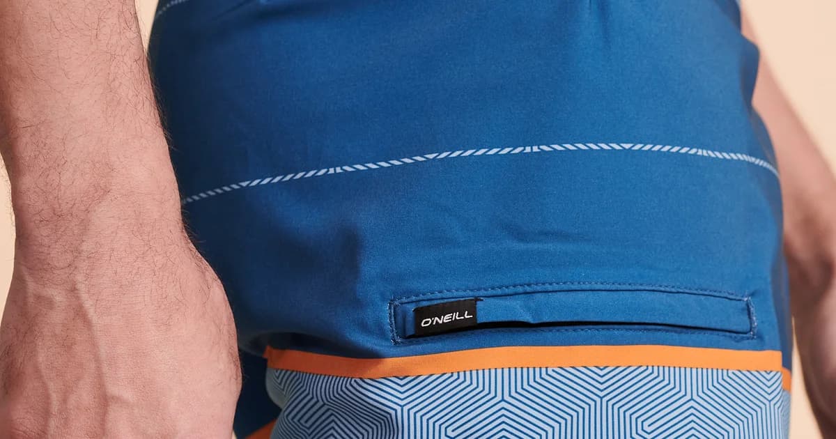 Brandwave Launches Global O'Neill Hydrofreak Campaign With Blue Powder Paint Visuals — 2